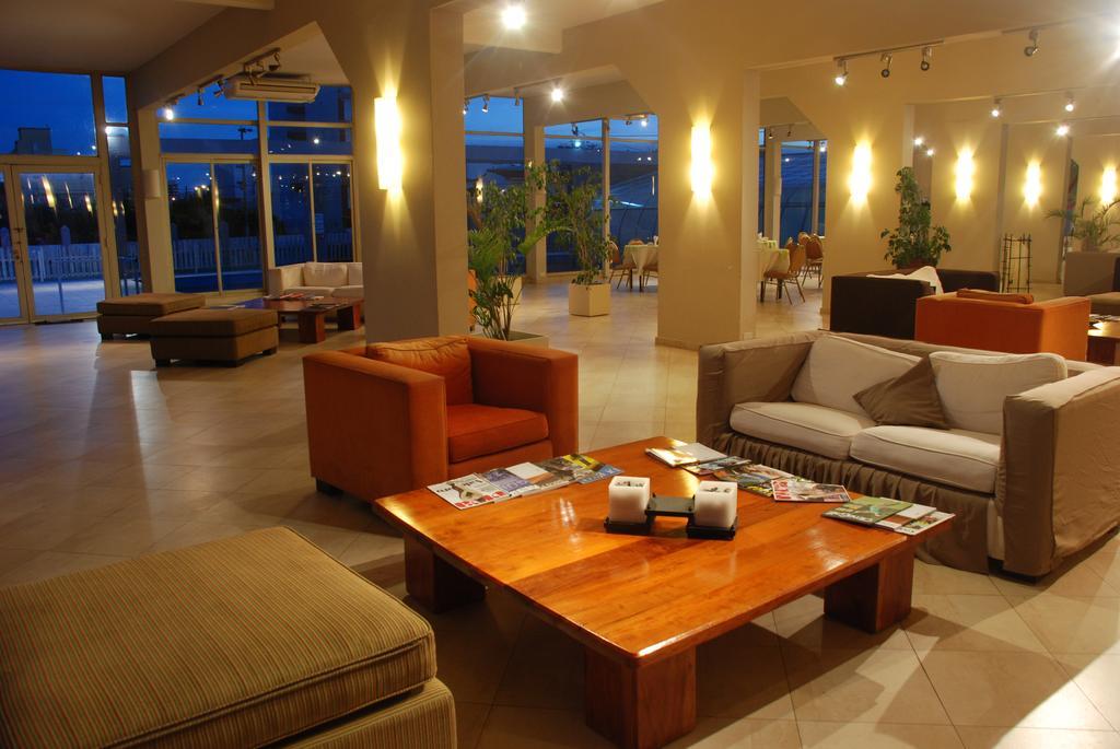 סנטה טרסיטה Hotel Golf Internacional מראה חיצוני תמונה